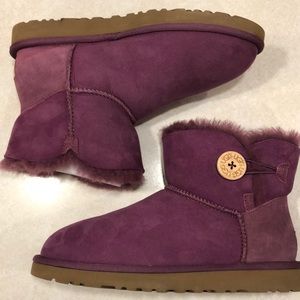 UGG Boots - Mini Bailey Button